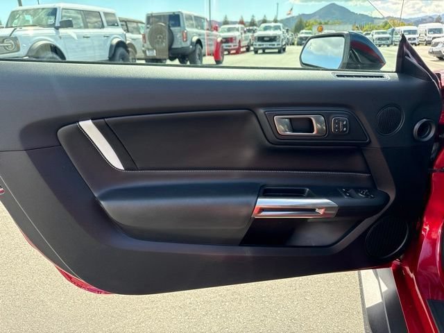 Certified 2020 Ford Mustang Shelby GT500 w/ Technology Package RWD image 11
