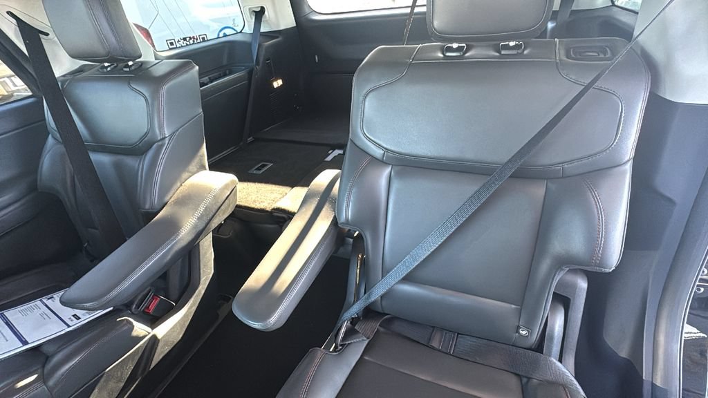 Certified 2025 Ford Expedition Active AWD/4WD image 23