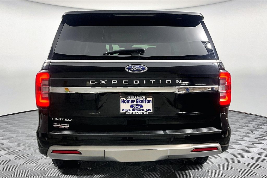 Certified 2024 Ford Expedition Limited RWD image 4