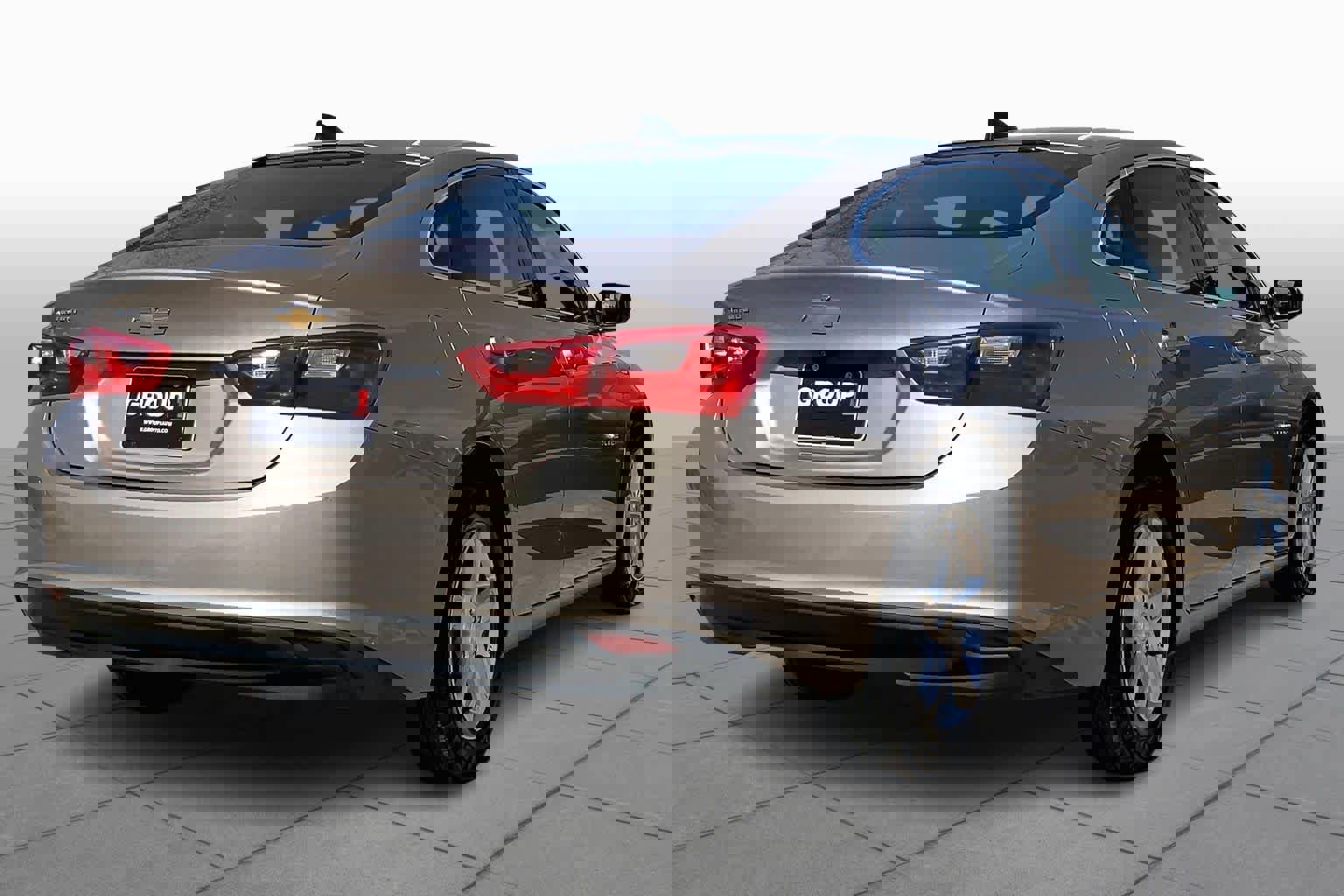 Used 2024 Chevrolet Malibu LS image 3