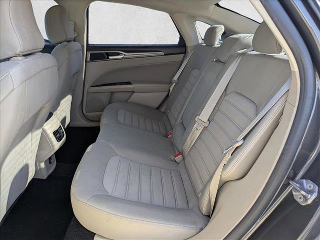 Certified 2020 Ford Fusion SE FWD image 19