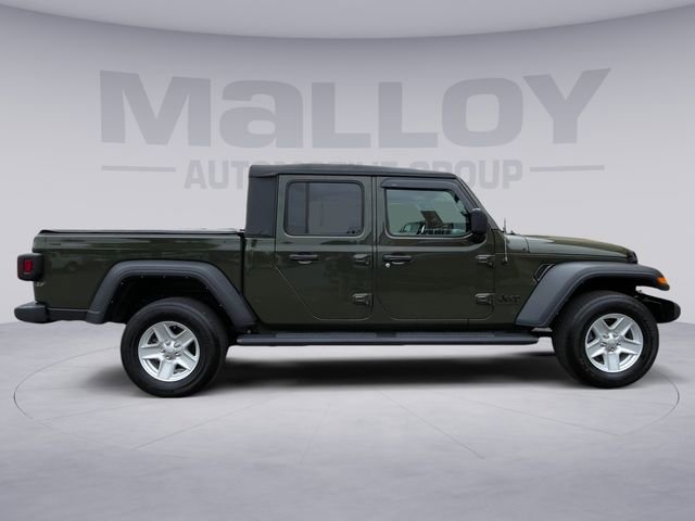 Used 2023 Jeep Gladiator Sport AWD/4WD image 6