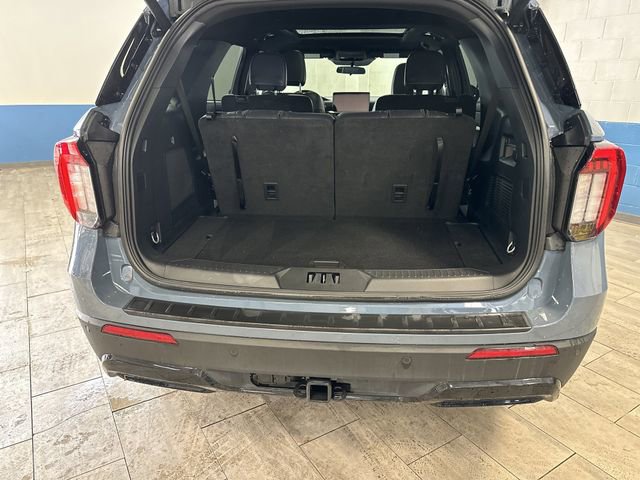 Certified 2025 Ford Explorer ST-Line image 16