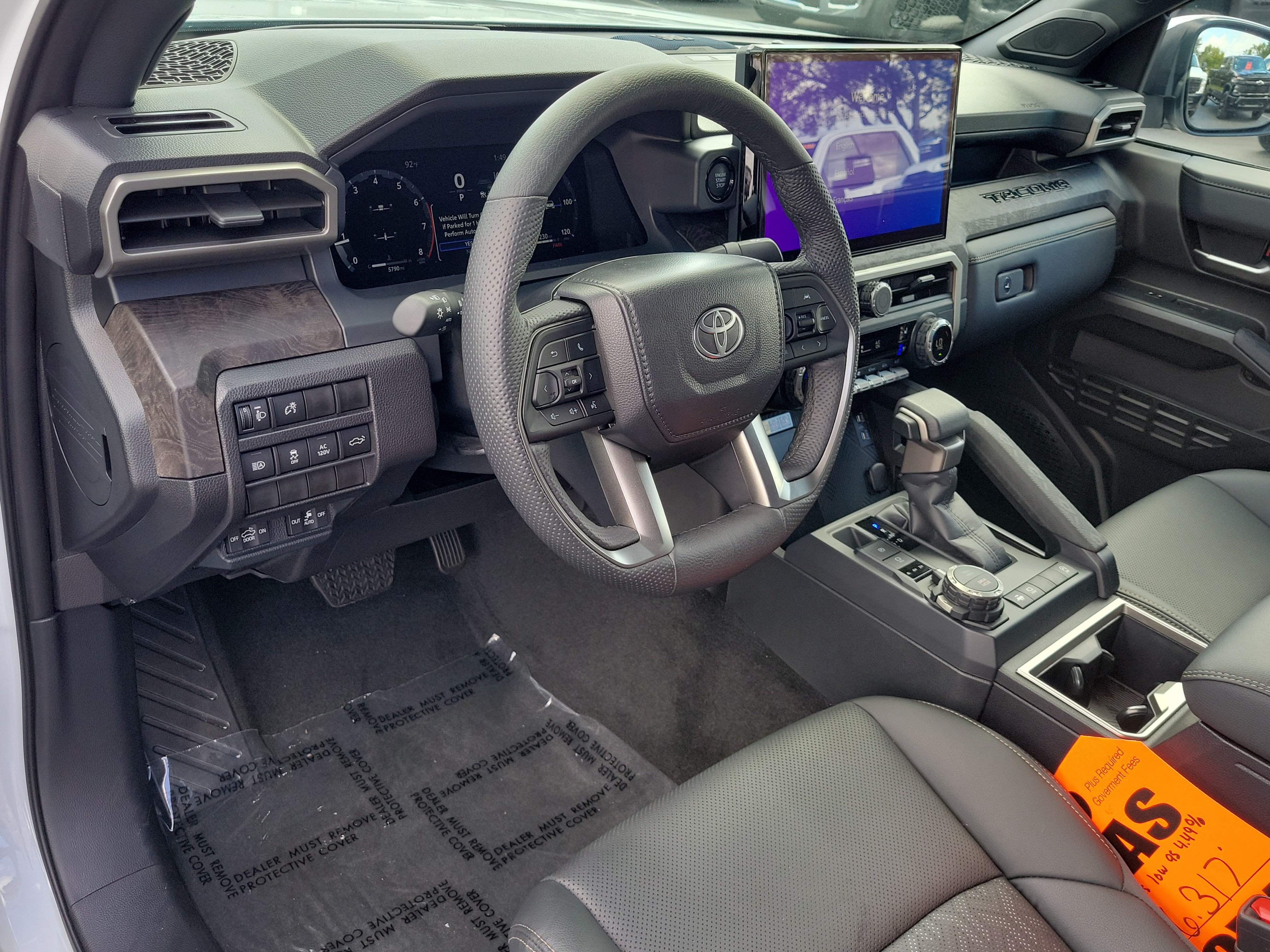 Used 2026 Toyota Tacoma Limited AWD/4WD image 20