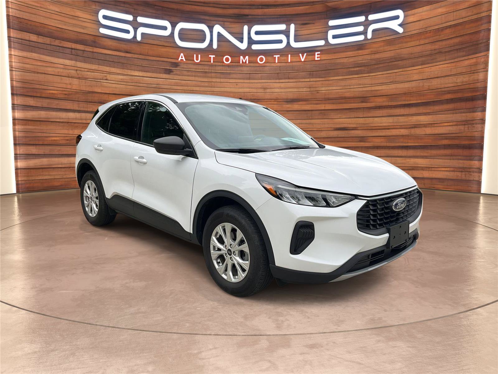 Certified 2024 Ford Escape Active AWD/4WD image 9