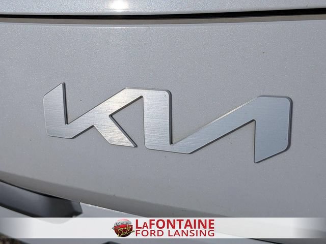 Used 2024 Kia Forte LXS FWD image 9