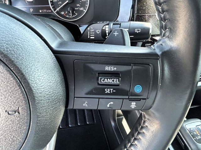 Used 2025 Nissan Pathfinder SV AWD/4WD image 9