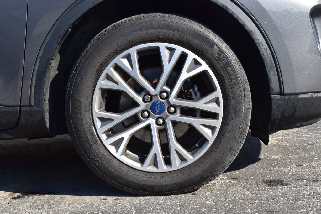 Certified 2022 Ford Escape SEL image 6