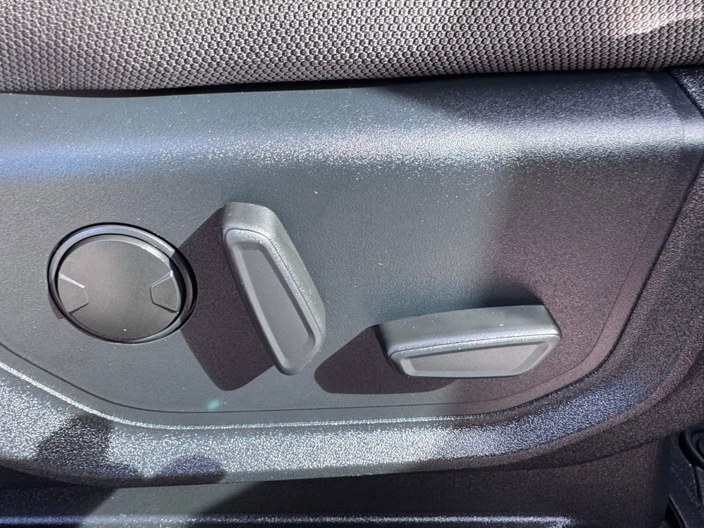 Certified 2019 Ford F150 XLT w/ Equipment Group 302A Luxury image 27