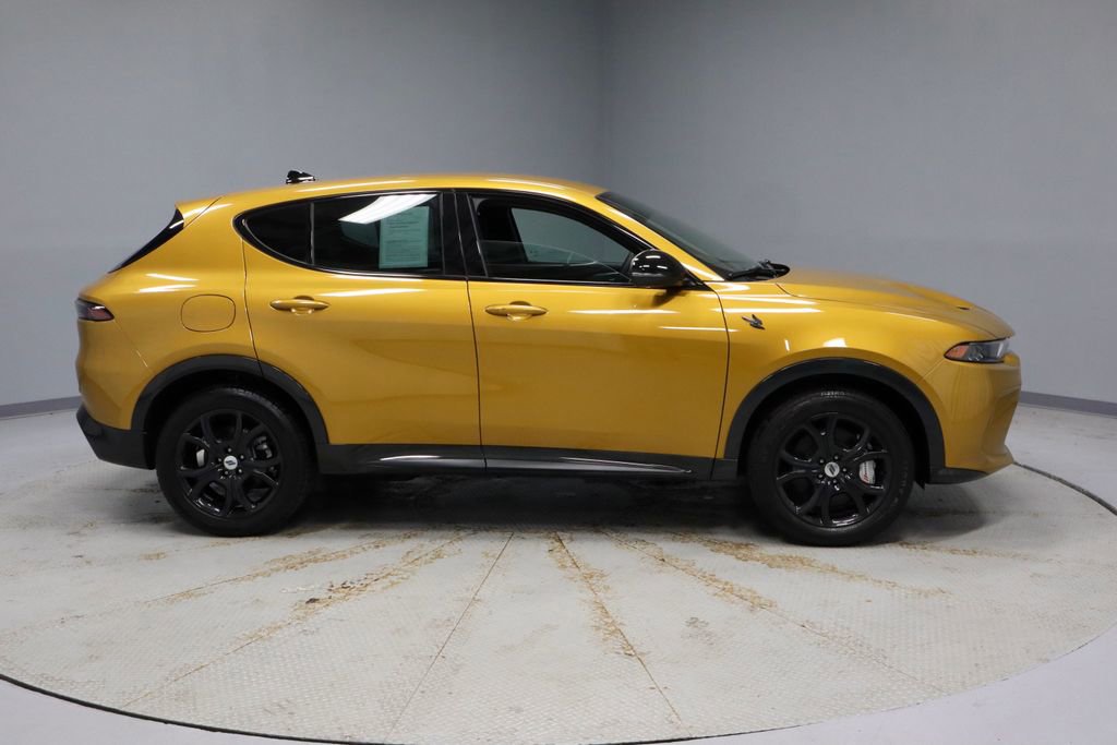 Used 2024 Dodge Hornet R/T w/ R/T Blacktop Package AWD/4WD image 5