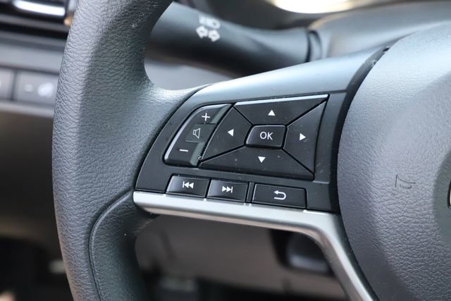 Used 2025 Nissan Altima 2.5 SV FWD image 22