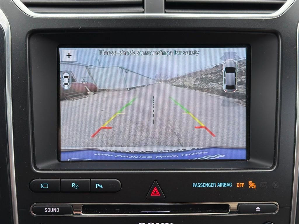Certified 2017 Ford Explorer Limited w/ Equipment Group 301A image 27