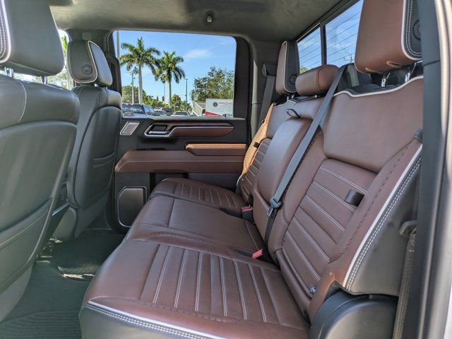 Used 2024 GMC Sierra 3500 Denali Ultimate image 15