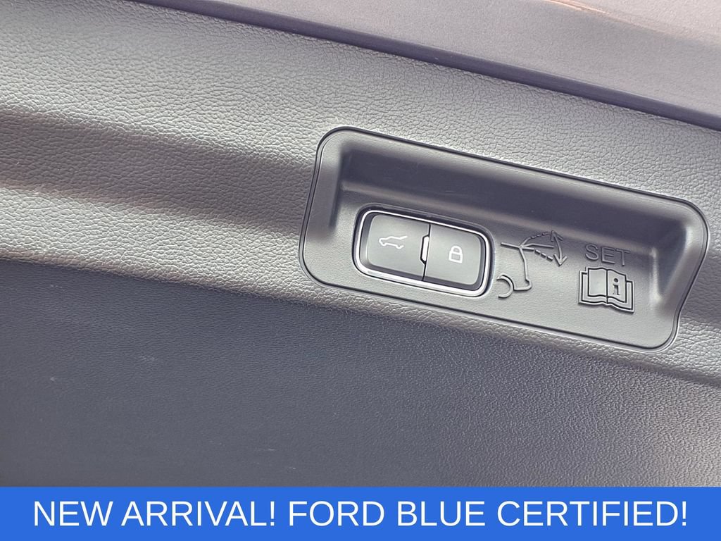 Certified 2023 Ford Explorer XLT w/ Equipment Group 202A AWD/4WD image 22