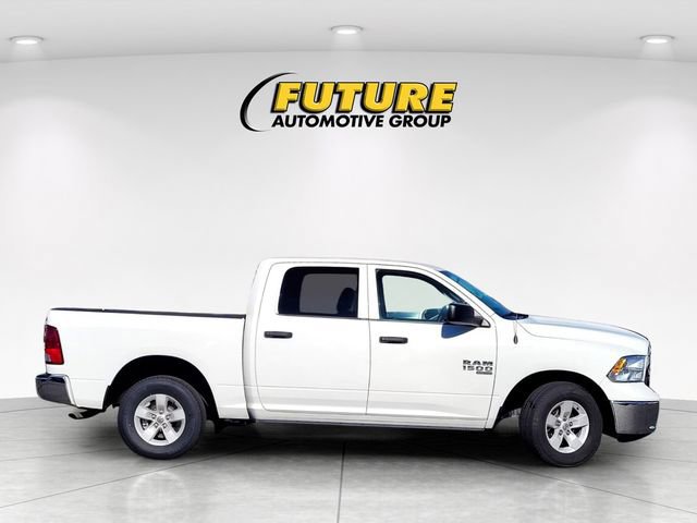 Used 2022 RAM 1500 Classic SLT image 6