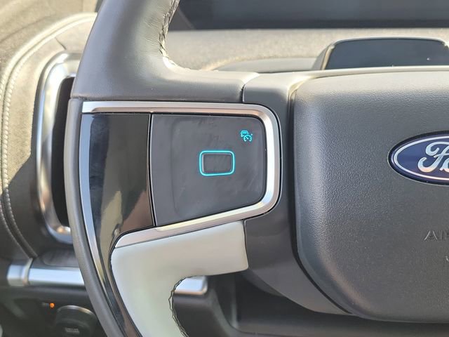 Certified 2025 Ford Expedition Platinum w/ Platinum Ultimate Package image 8