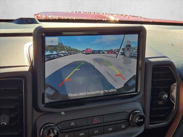 Certified 2022 Ford Bronco Sport Outer Banks w/ Tech Package AWD/4WD image 11