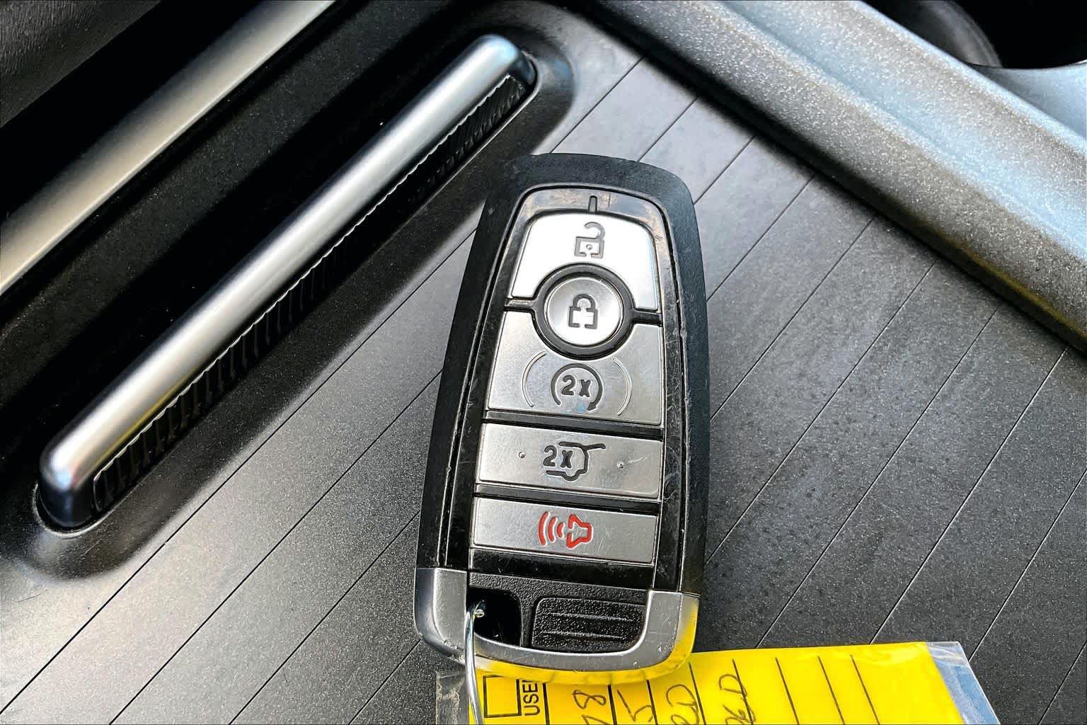 Certified 2025 Ford Expedition Active RWD image 14