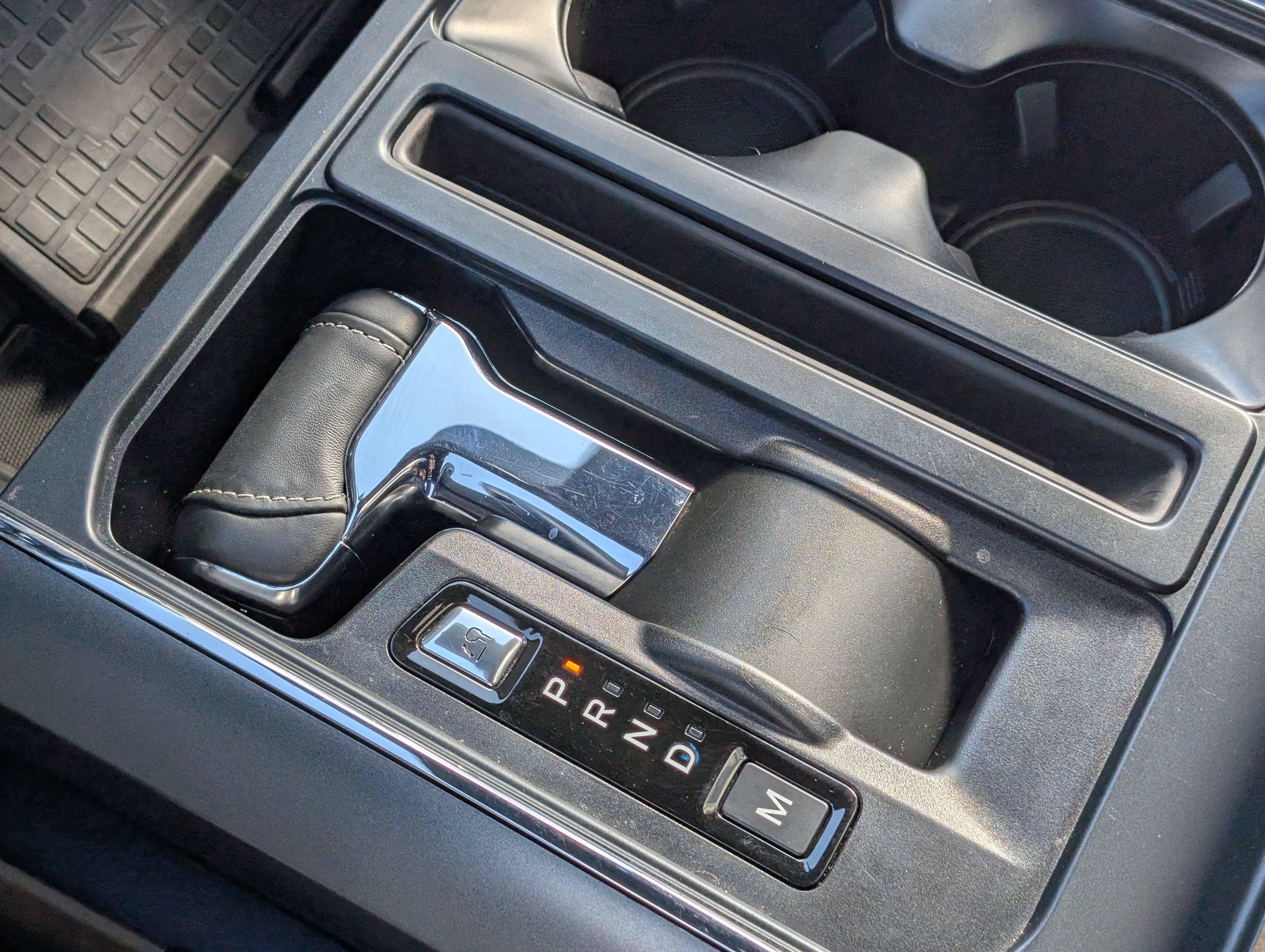 Certified 2022 Ford F150 Lariat w/ Equipment Group 502A High image 29