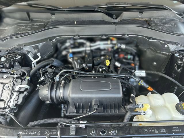 Certified 2023 Ford Explorer XLT w/ Equipment Group 202A RWD image 29