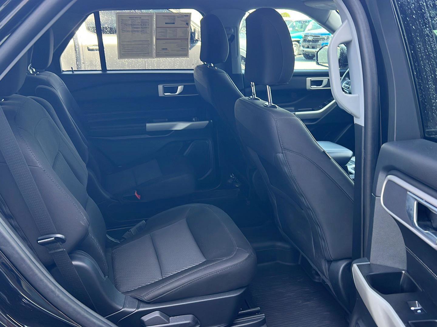 Certified 2023 Ford Explorer XLT image 11