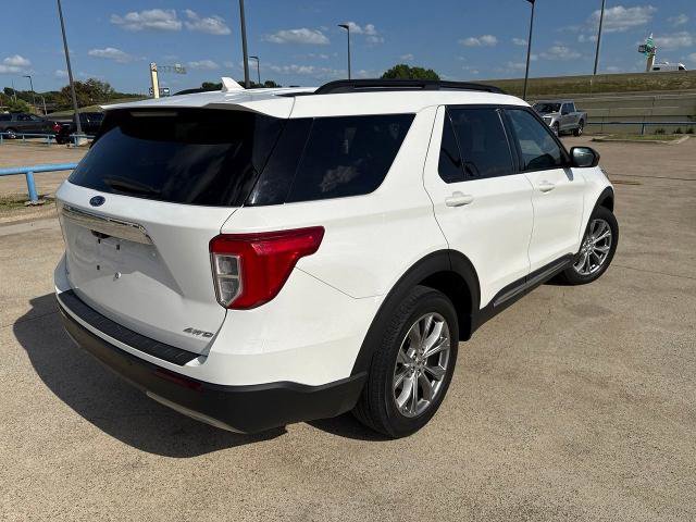 Certified 2023 Ford Explorer XLT w/ Equipment Group 202A AWD/4WD image 11