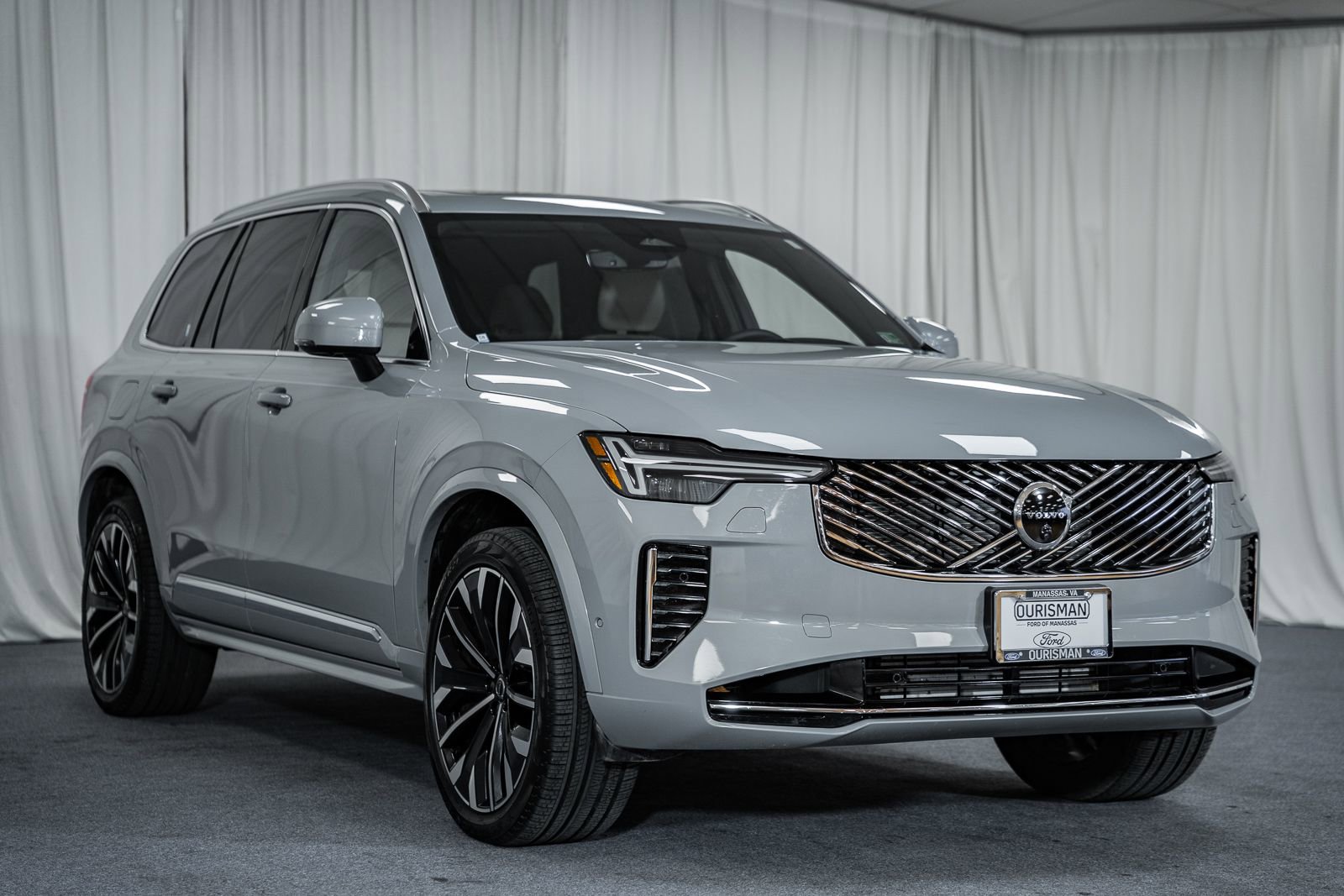 Used 2025 Volvo XC90 T8 Ultra w/ Protection Package Premier