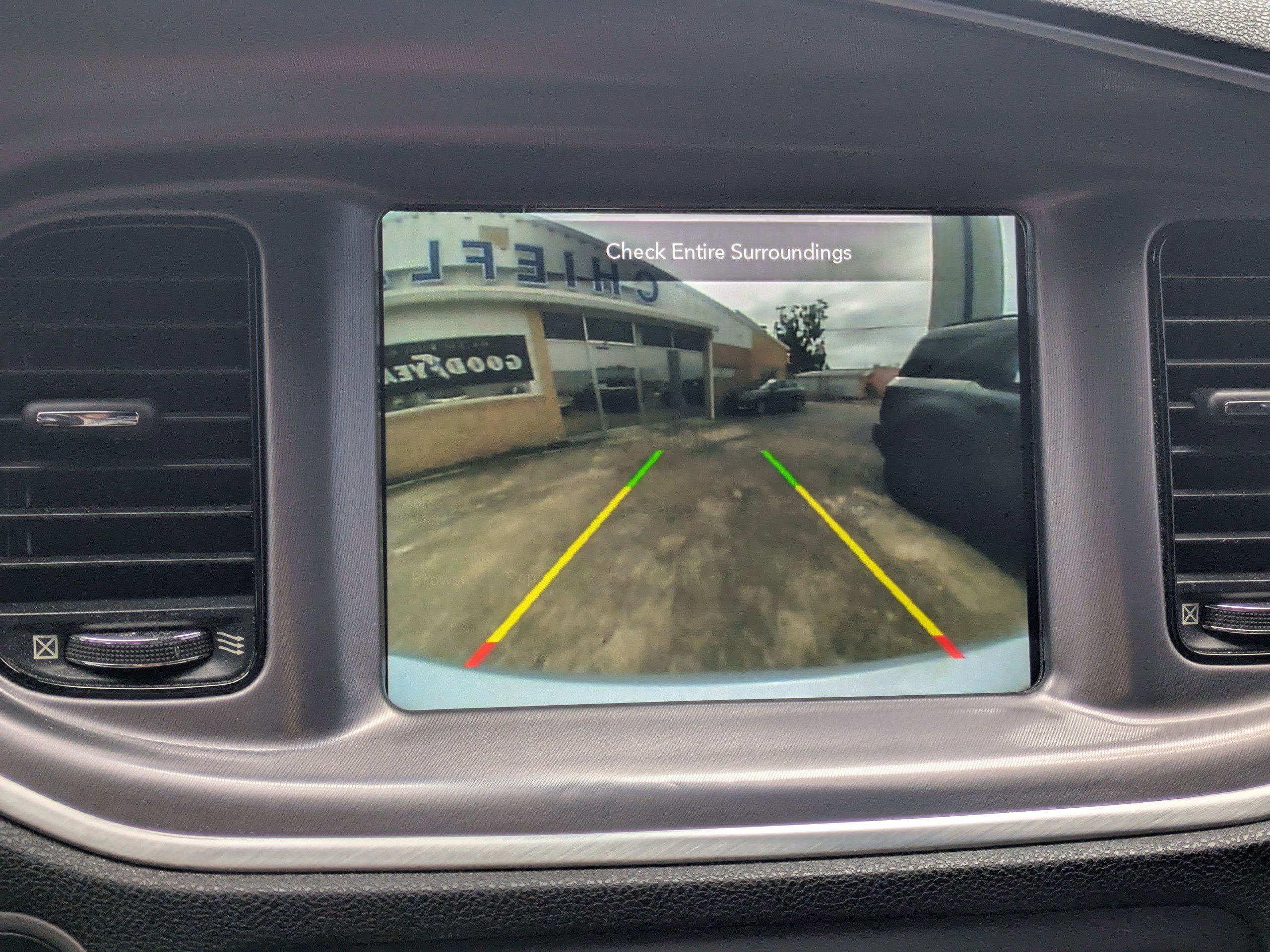 Used 2020 Dodge Charger R/T w/ Blacktop Package image 21