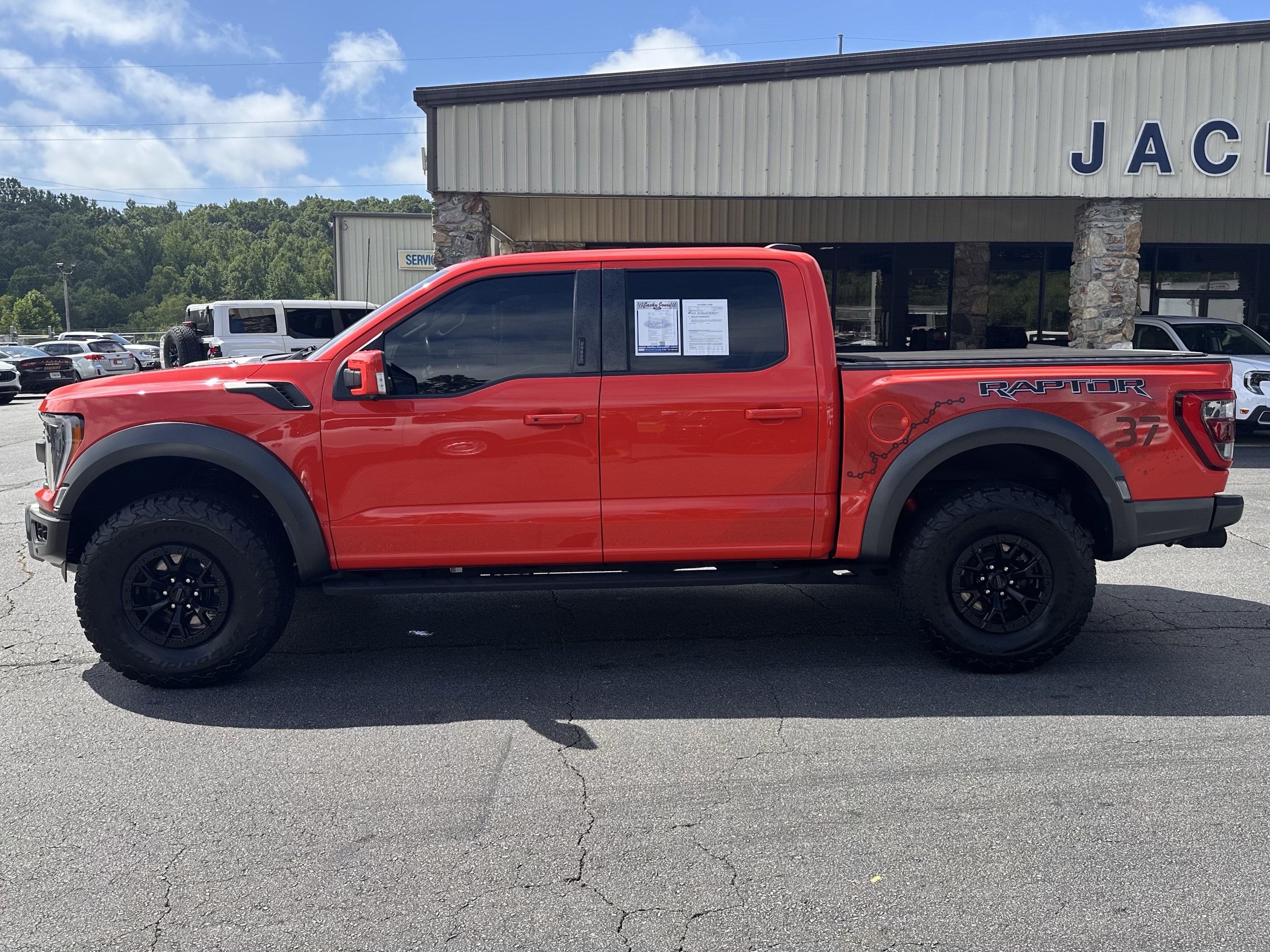 Certified 2023 Ford F150 Raptor w/ Raptor 37 Performance Package