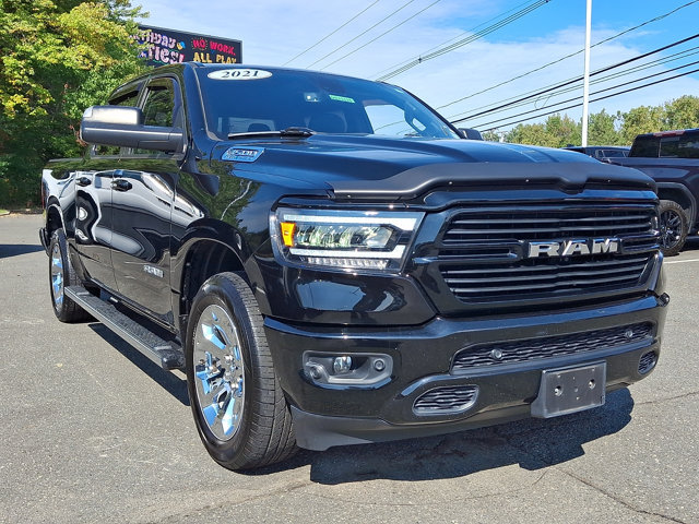 Used 2021 RAM 1500 4x4 Crew Cab image 2