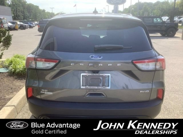 Certified 2022 Ford Escape SE w/ SE Sport Appearance Package AWD/4WD image 4