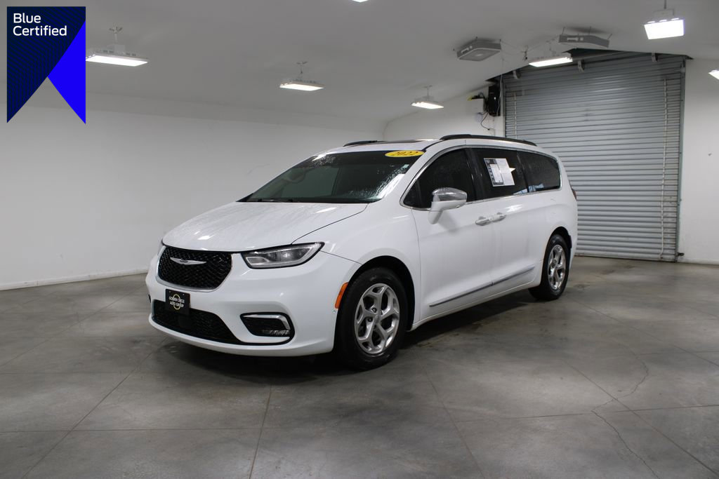 Used 2022 Chrysler Pacifica Limited