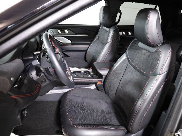 Certified 2025 Ford Explorer ST image 8