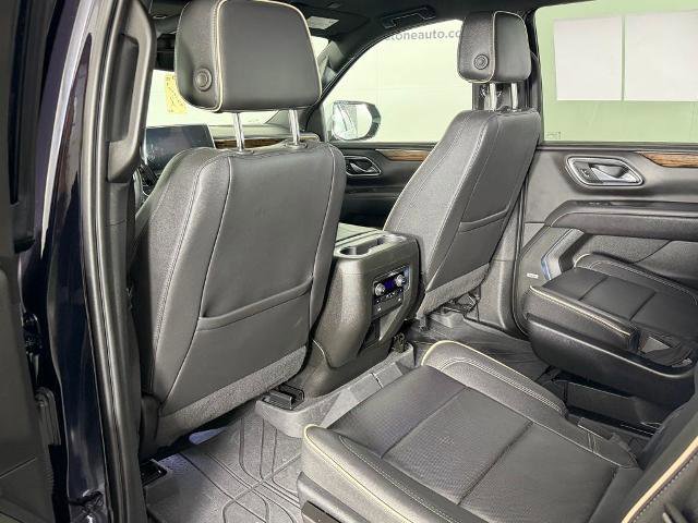 Used 2023 Chevrolet Tahoe Premier AWD/4WD image 14