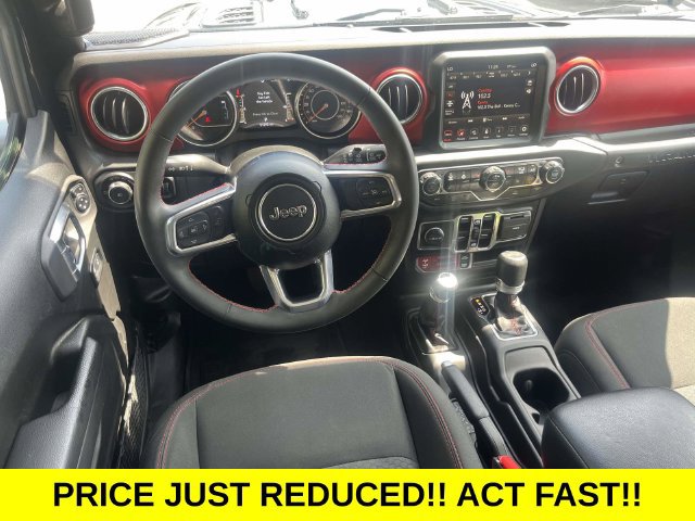 Used 2023 Jeep Wrangler Unlimited Rubicon w/ LED Lighting Group AWD/4WD image 16
