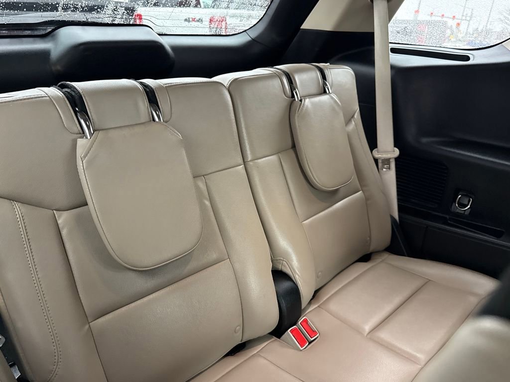 Certified 2023 Ford Explorer Limited w/ Limited Technology Package image 11