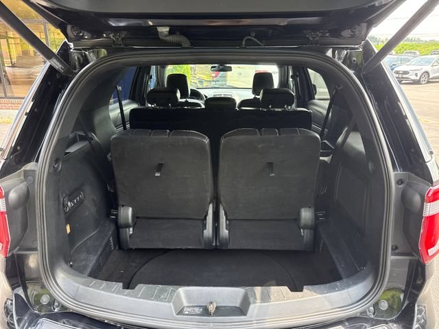 Certified 2018 Ford Explorer Limited w/ Equipment Group 301A AWD/4WD image 15
