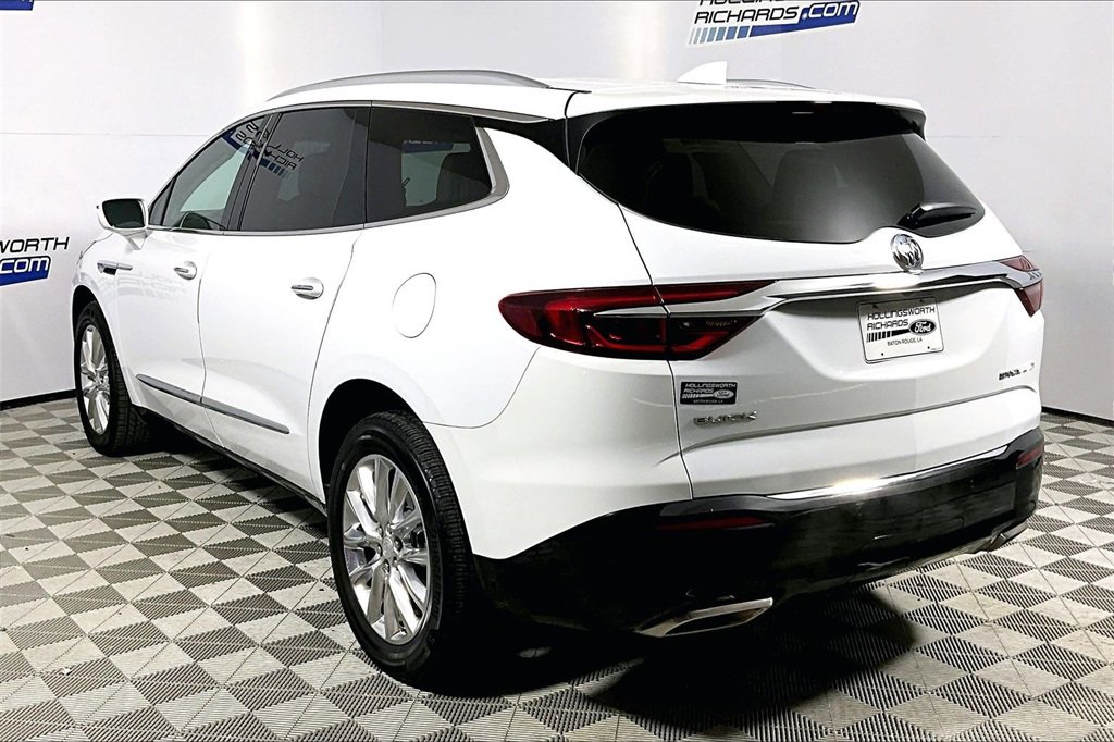 Used 2018 Buick Enclave Premium w/ Experience Buick Package image 8