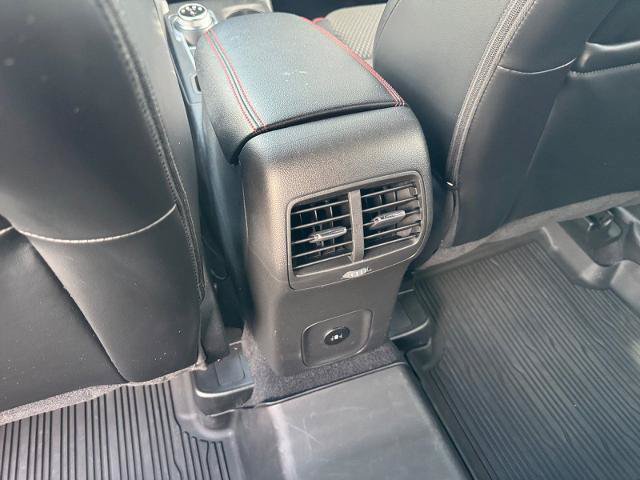 Certified 2024 Ford Escape ST-Line w/ Tech Pack #1 FWD image 17