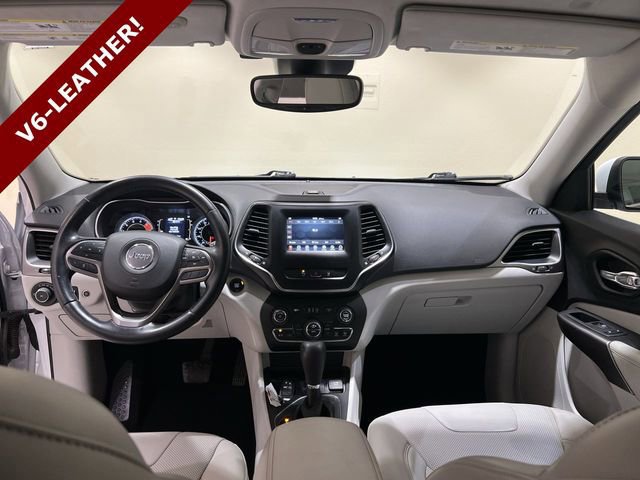 Used 2020 Jeep Cherokee Latitude Lux w/ Comfort/Convenience Group image 18