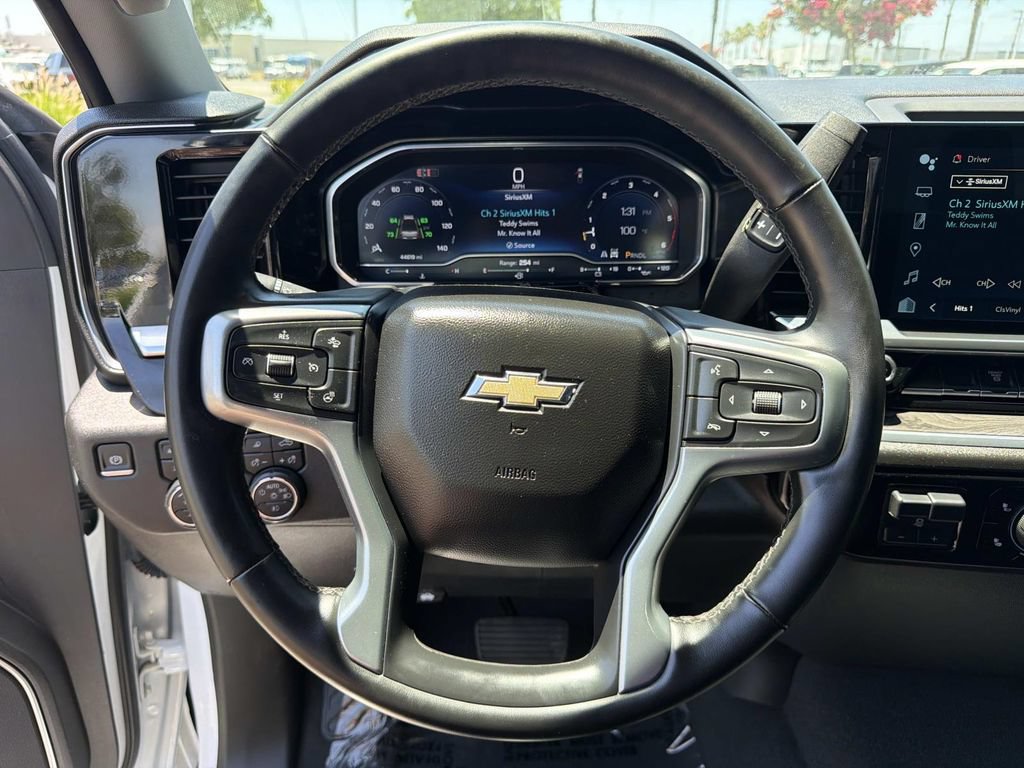 Used 2024 Chevrolet Silverado 2500 LTZ AWD/4WD image 9