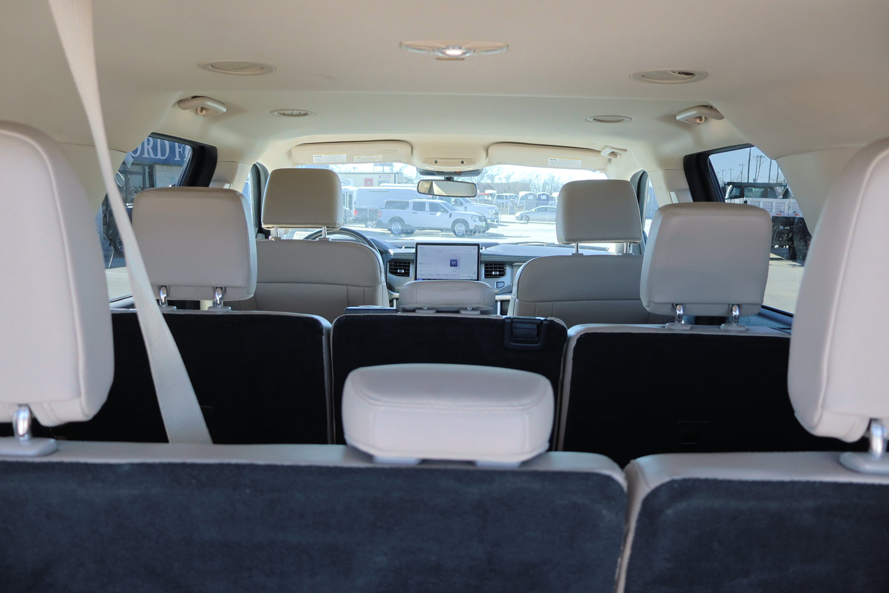 Certified 2024 Ford Expedition Max XLT image 29