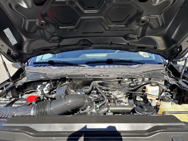 Certified 2023 Ford F250 XL w/ Snow Plow Prep Package AWD/4WD image 23