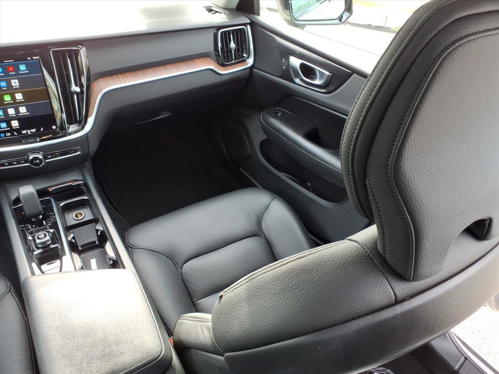 Used 2024 Volvo S60 B5 Plus image 16
