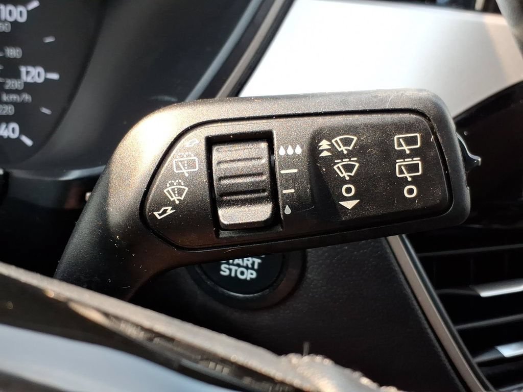 Certified 2022 Ford Escape SEL AWD/4WD image 25