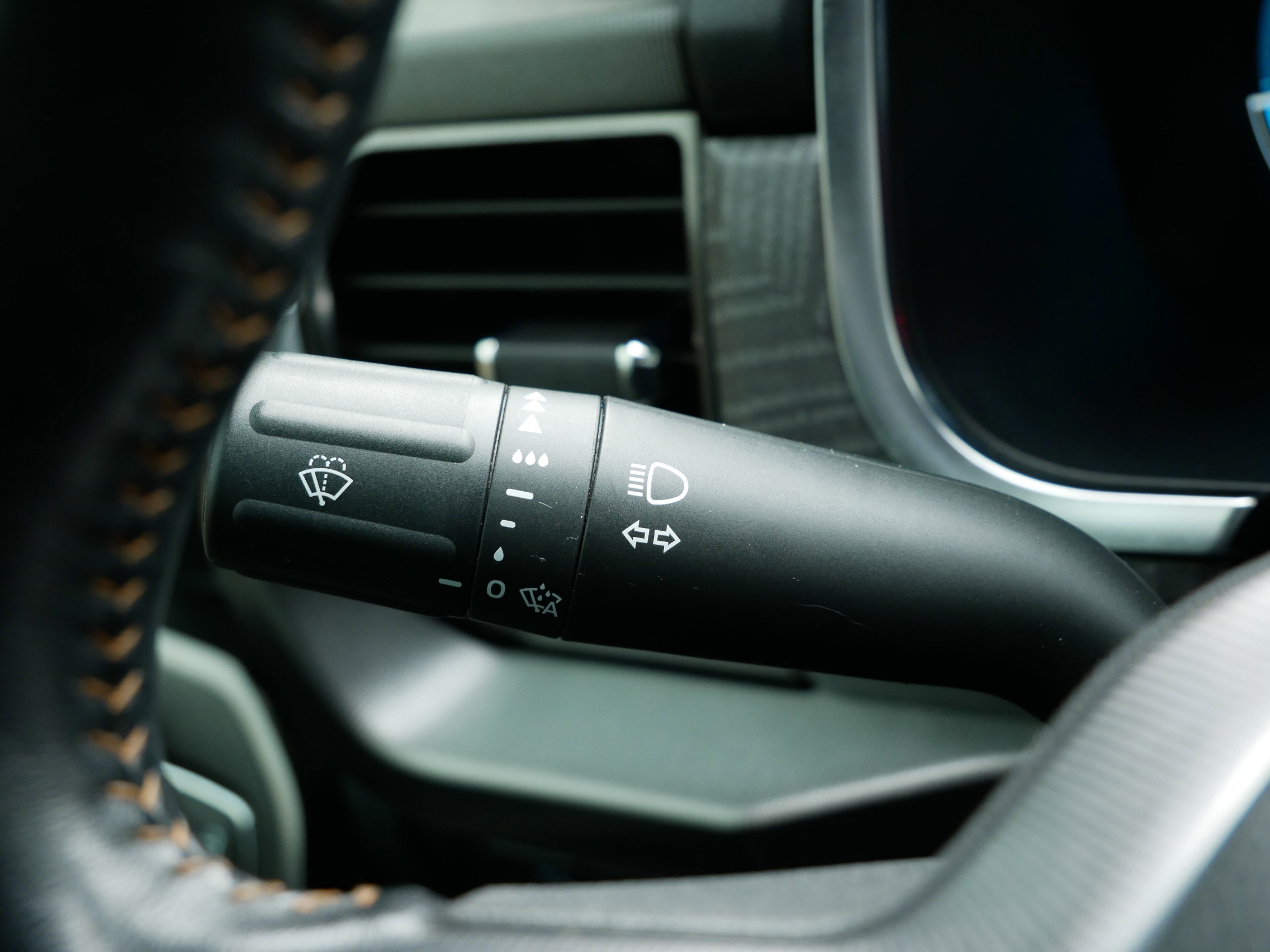 Certified 2022 Ford F150 Platinum image 19