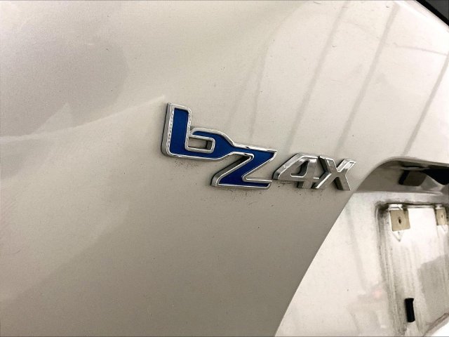 Used 2023 Toyota bZ4X AWD w/ Weather Package image 13