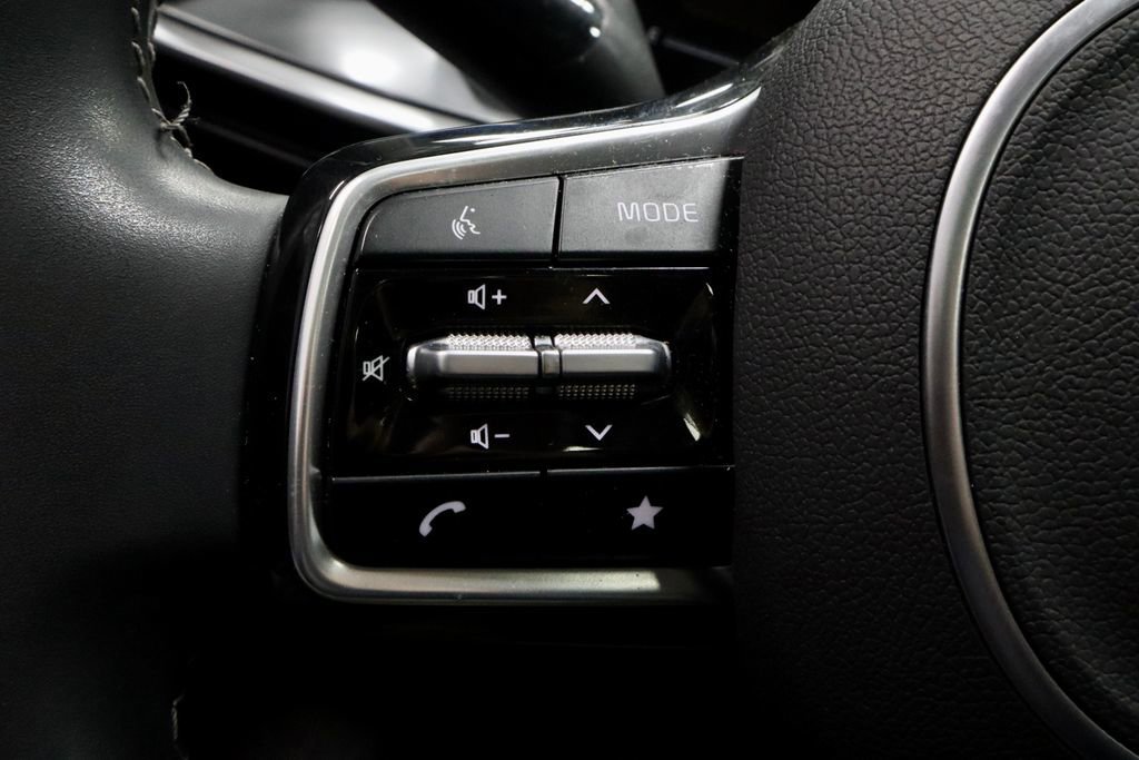 Used 2025 Kia Sorento S w/ Panoramic Sunroof Package image 31