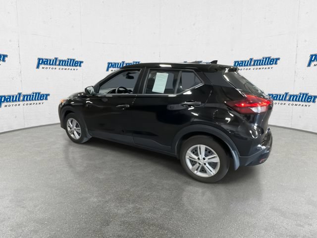 Used 2025 Nissan Kicks Play S FWD image 8