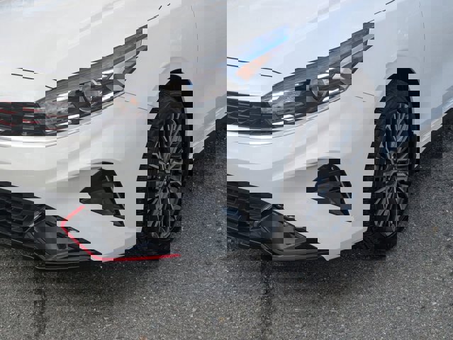 Used 2024 Kia Forte GT-Line w/ GT-Line Premium Package image 10